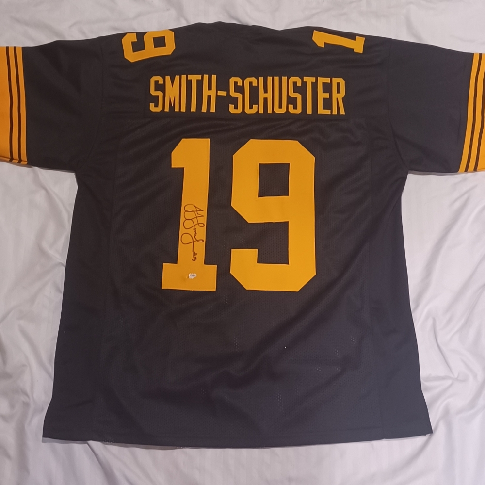 Juju smith schuster autographed jersey